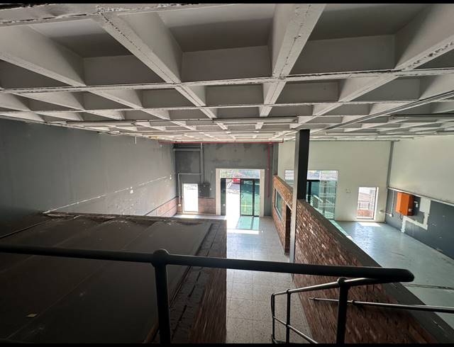 200M² WAREHOUSE TO LET IN HIGHVELD